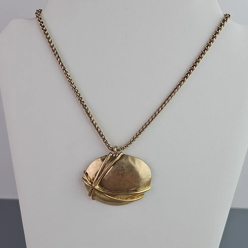 Chicos Gold Tone Necklace Wire Wrapped Oval Shape Pendant 16 in Braided Chain